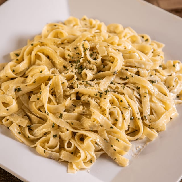 Alfredo Pasta Dinner.